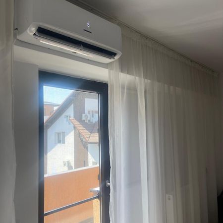 Apartament Yra Rm.Valcea Римніку-Вилча Екстер'єр фото